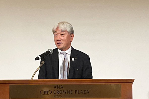 丹波 寛志 氏